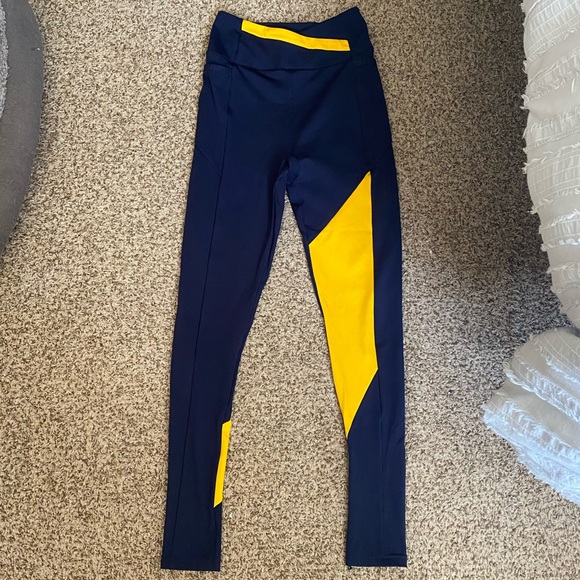 Gymshark Leggings - Picture 1 of 3